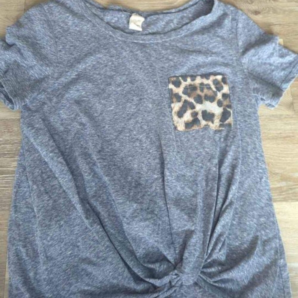 7th‎ ray womens size large shirt